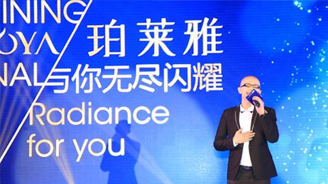 尊龙·Z6海洋魅力绽放百货终端